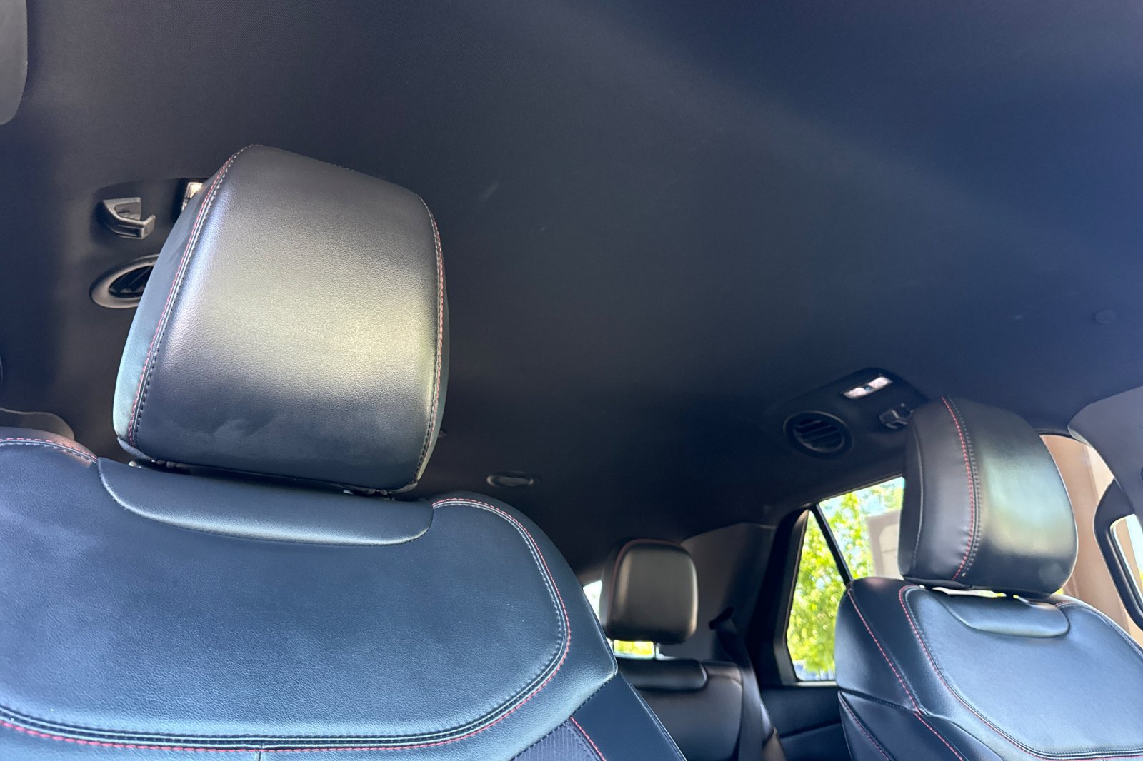Used 2025 Ford Explorer ST-Line AWD/4WD image 27
