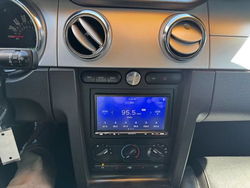 Used 2007 Ford Mustang GT Premium RWD image 15