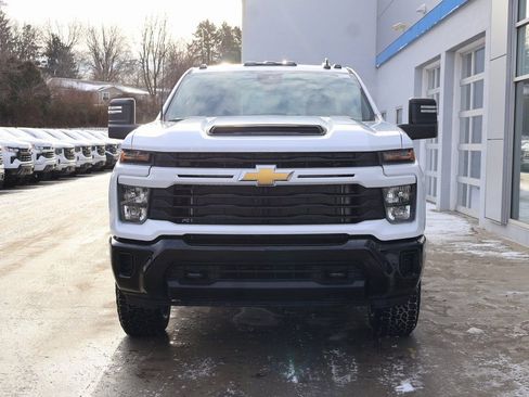 New 2026 Chevrolet Silverado 2500 Custom w/ Custom Convenience Package AWD/4WD image 6