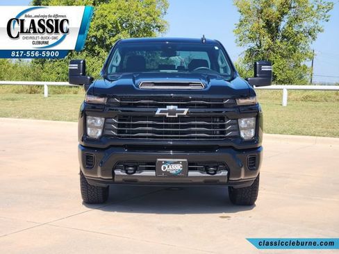 Used 2026 Chevrolet Silverado 2500 Custom w/ Custom Convenience Package AWD/4WD image 5