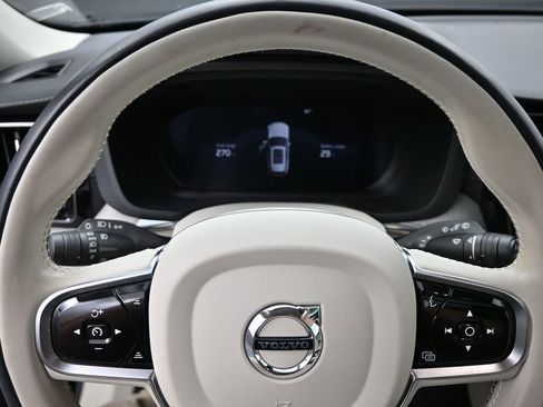 Used 2025 Volvo XC60 T8 Ultra w/ Protection Package Premier image 12