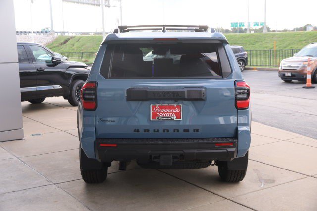 Used 2026 Toyota 4Runner TRD Off-Road Premium AWD/4WD image 6
