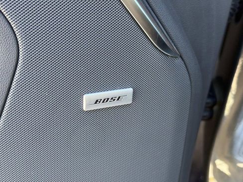 Used 2021 GMC Yukon Denali w/ Denali Premium Package image 24