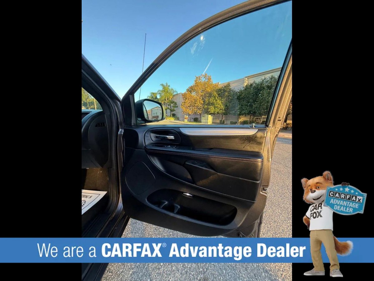Used 2018 Dodge Grand Caravan GT FWD image 47