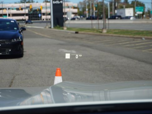 Used 2023 BMW X5 xDrive40i w/ Premium Package image 58