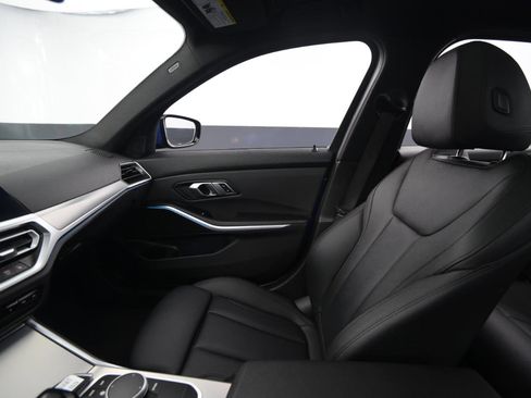 Used 2021 BMW 330e xDrive 330e xDrive Plug-In Hybrid w/ M Sport Package image 33