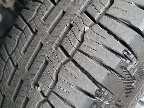 Used 2020 Ford F250 Platinum w/ FX4 Off-Road Package image 33