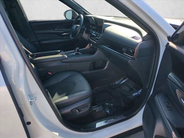 Certified 2026 Toyota Grand Highlander AWD Hybrid image 24