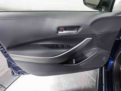 Certified 2025 Toyota Corolla SE w/ SE Premium Package FWD image 22