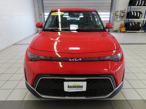 Used 2024 Kia Soul LX w/ Option Group 015 image 17