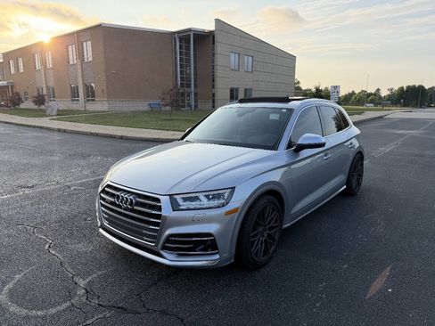Used 2018 Audi SQ5 Prestige AWD/4WD image 1