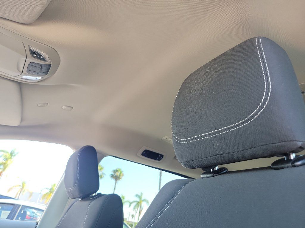 Used 2024 Chrysler Voyager LX FWD image 19