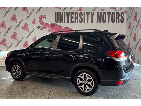 Used 2020 Subaru Forester Premium AWD/4WD image 13