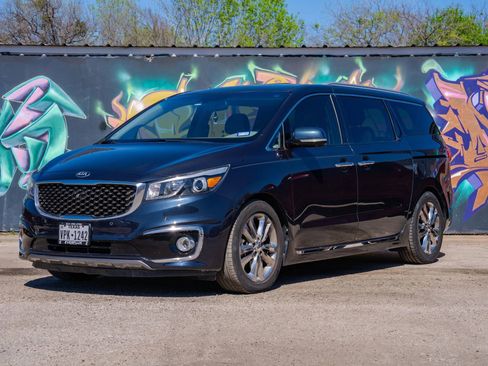 Used 2016 Kia Sedona SX Limited image 5