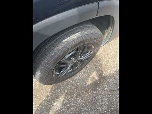 Certified 2023 GMC Terrain AT4 w/ Tech Package AWD/4WD image 15