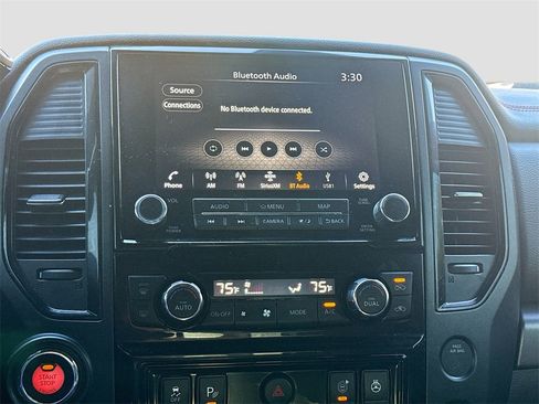 Used 2021 Nissan Titan PRO-4X w/ Pro-4x Convenience Package image 15