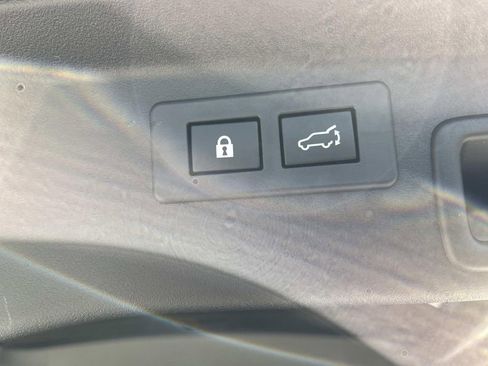 Used 2026 Subaru Outback Premium w/ Premium/Limited Package 2 AWD/4WD image 23