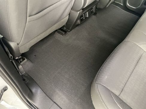 Used 2023 GMC Sierra 1500 Elevation image 35