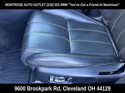 Used 2020 Land Rover Range Rover Velar R-Dynamic HSE image 36