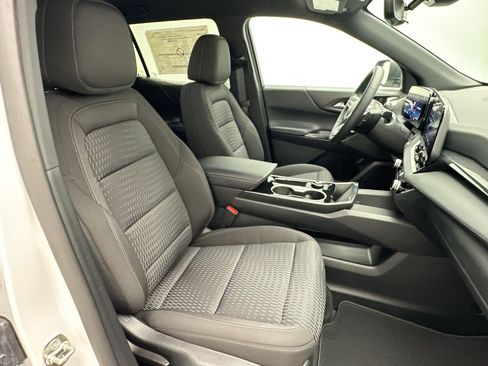 New 2026 Chevrolet Equinox LT w/ Safety and Technology Package image 28