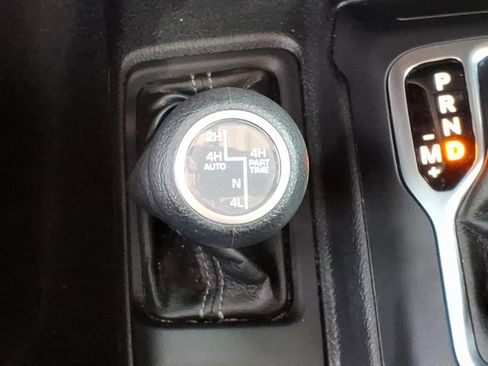Used 2025 Jeep Wrangler Unlimited Sport S 4xe AWD/4WD image 33