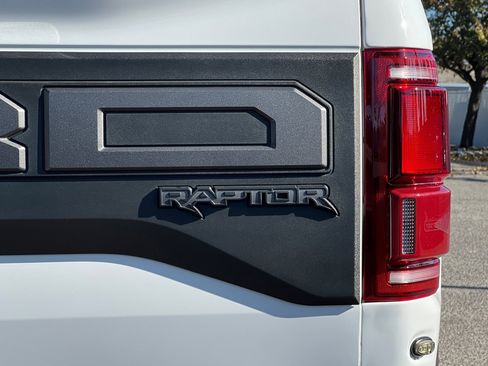 Used 2019 Ford F150 Raptor w/ Equipment Group 802A Luxury image 27