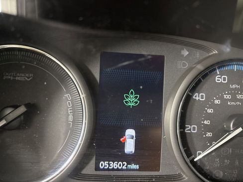 Used 2020 Mitsubishi Outlander SEL image 11