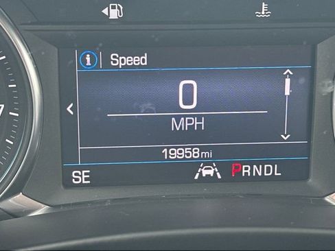 Used 2023 Chevrolet Equinox LT FWD image 18