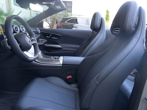 Used 2024 Mercedes-Benz CLE 300 4MATIC Cabriolet w/ Night Package image 15
