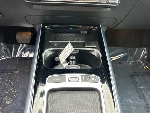 Used 2025 Mercedes-Benz GLA 250 4MATIC image 22