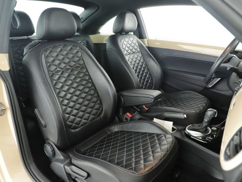 Used 2019 Volkswagen Beetle 2.0T image 20