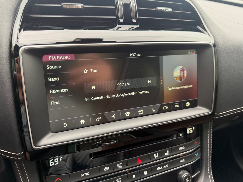 Used 2019 Jaguar F-PACE S AWD/4WD image 17