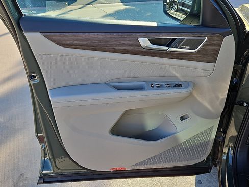 New 2026 Volkswagen Atlas SEL Premium R-Line image 16