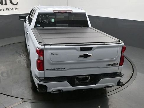 New 2026 Chevrolet Silverado 1500 High Country AWD/4WD image 35