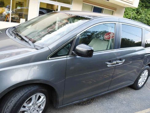 Used 2013 Honda Odyssey EX image 55