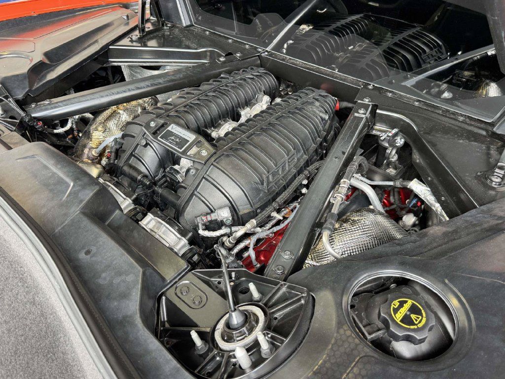 Used 2025 Chevrolet Corvette Z06 w/ Battery Protection Package RWD image 27