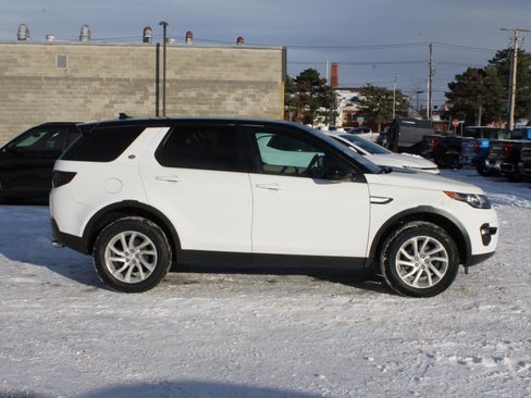 Used 2016 Land Rover Discovery Sport HSE image 4