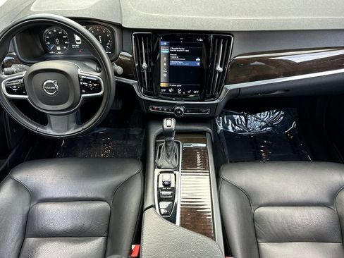 Used 2018 Volvo S90 T5 Momentum w/ Convenience Package image 27