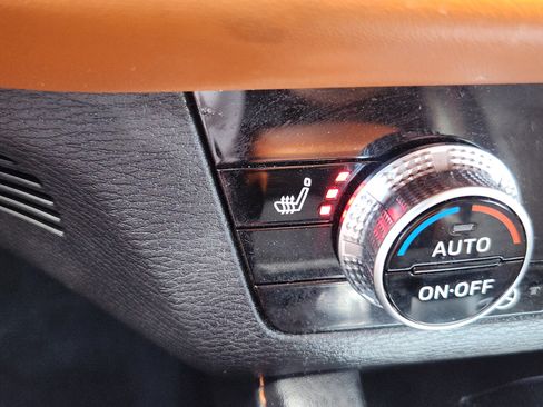 Used 2023 Mitsubishi Outlander SEL 40th Anniversary AWD/4WD image 15