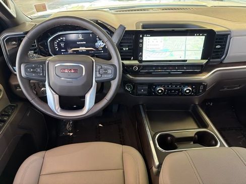 Used 2026 GMC Sierra 2500 SLT w/ SLT Premium Package AWD/4WD image 21