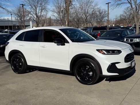 Certified 2026 Honda HR-V Sport image 4