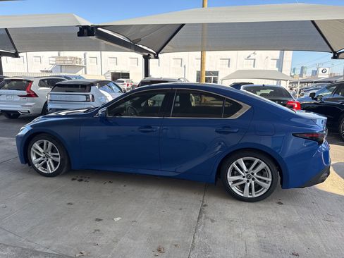Used 2021 Lexus IS 300 300 image 2