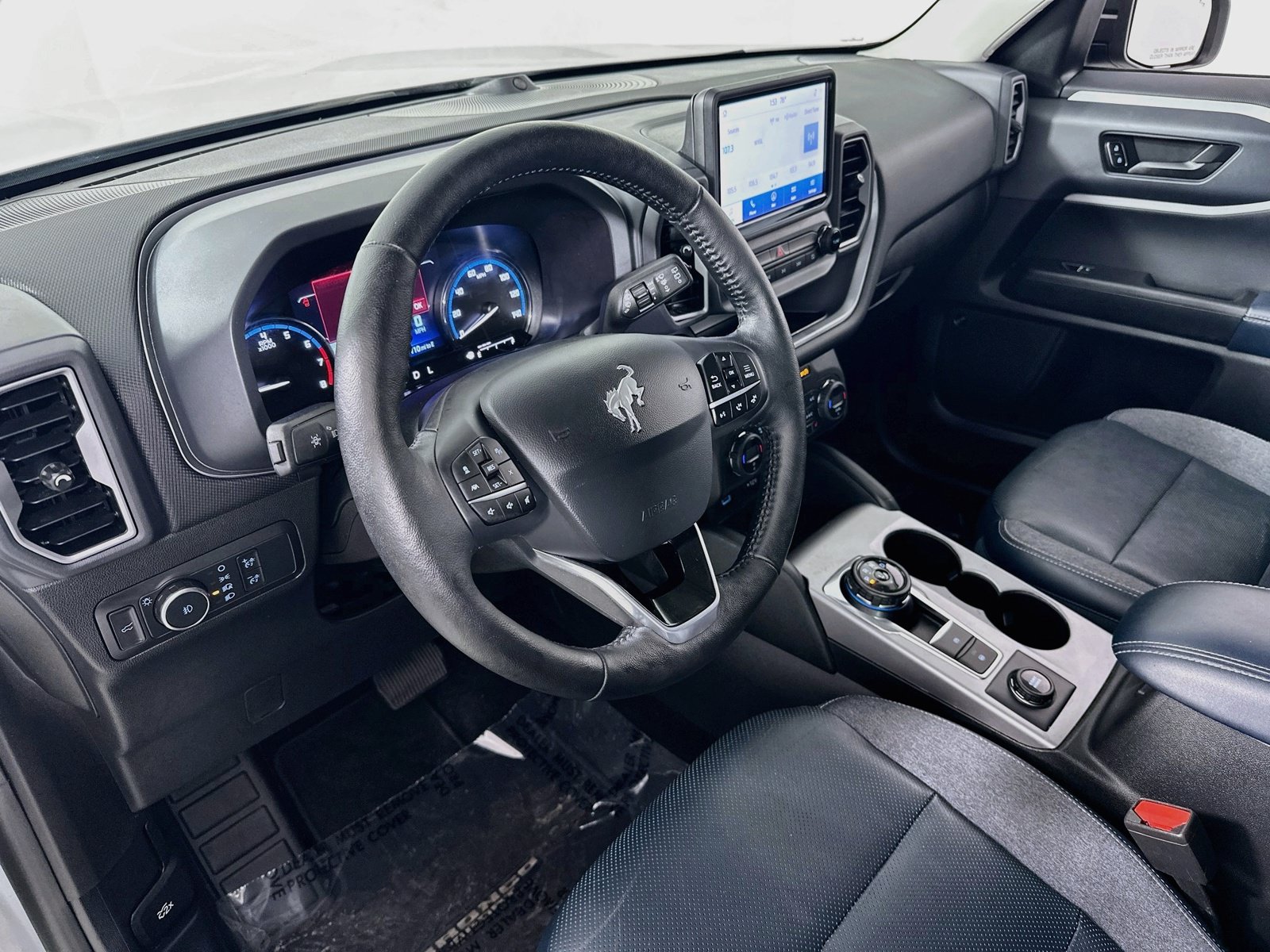 Used 2021 Ford Bronco Sport Outer Banks w/ Outer Banks Package (96D) AWD/4WD image 9