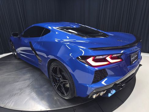 Used 2020 Chevrolet Corvette Stingray Preferred Cpe w/ 2LT Preferred Equipment Group RWD image 5