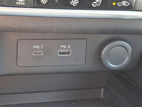 Certified 2021 Nissan Rogue SV image 57