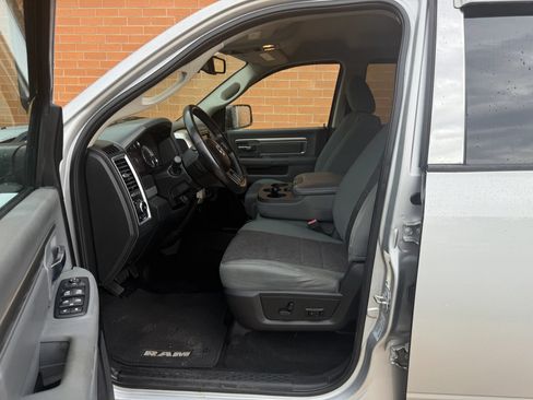 Used 2016 RAM 1500 Big Horn AWD/4WD image 10