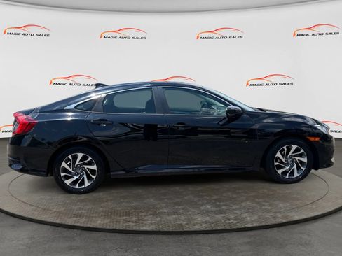 Used 2018 Honda Civic EX image 6