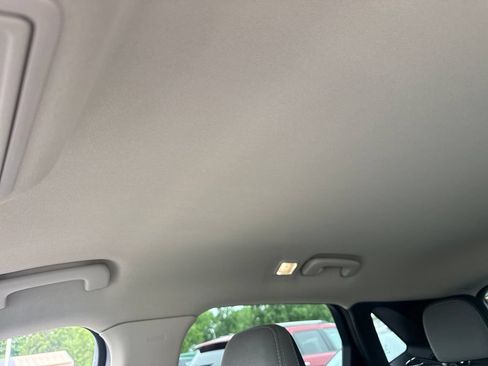 Used 2020 Ford Escape SE FWD image 38