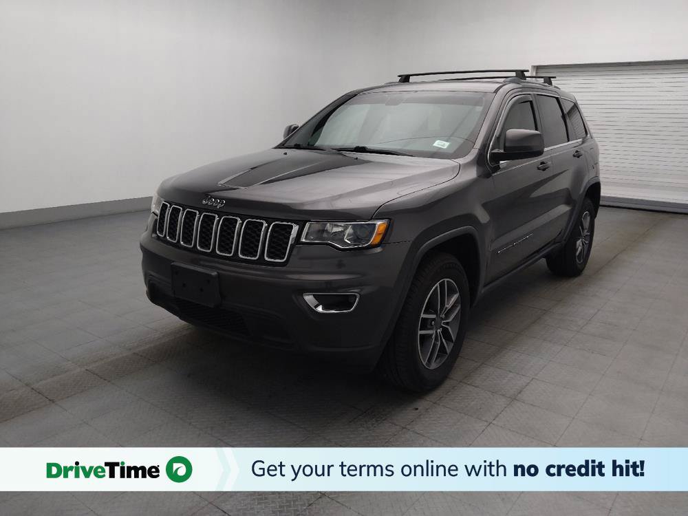 Used 2019 Jeep Grand Cherokee Laredo w/ 18" Wheel & 8.4" Radio Group AWD/4WD image 1