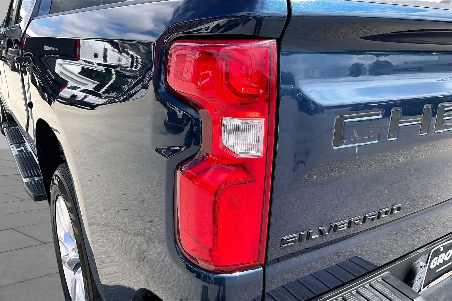 Used 2020 Chevrolet Silverado 1500 Custom w/ Custom Value Package RWD image 26